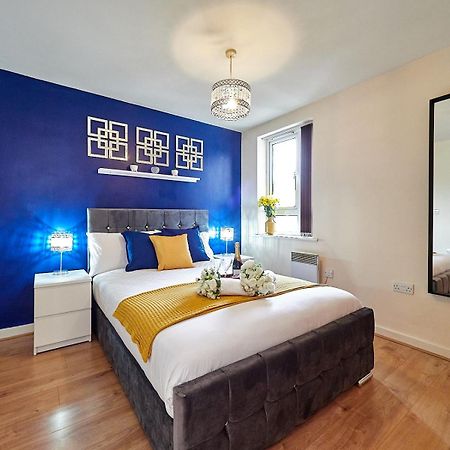 Beauchamp Suite: Central Coventry Accommodation for All Exterior photo