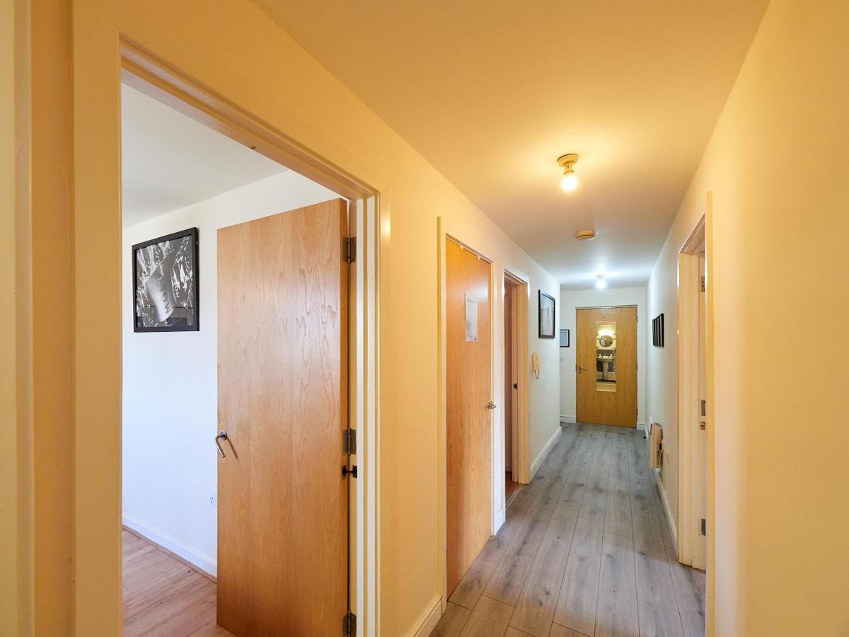 Beauchamp Suite: Central Coventry Accommodation for All Exterior photo